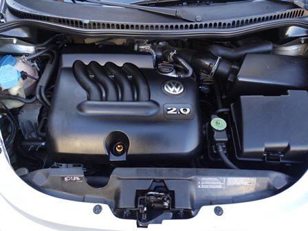 VOLKSWAGEN NEW BEETLE 2006/2007 2.0 MI 8V GASOLINA 2P AUTOMÁTICO - Foto 6