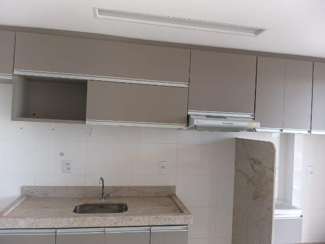 Apartamento Cond. Jardins do Eden II 2 quartos sendo 1 suite completo em armários - Foto 12