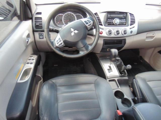 MITSUBISHI L200 OUTDOOR 3.2 4X4 CD 16V 2016 - Foto 5