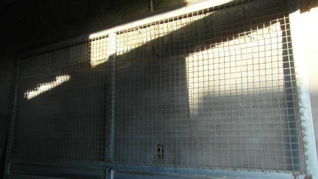 Portao metalon com chapa lambril 2,45x2,33 - Foto 3