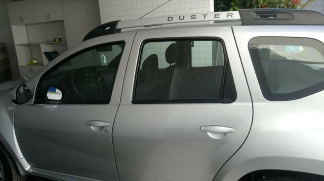 Duster dinamique 16/17 -46.000km - revisões em dia - Foto 2