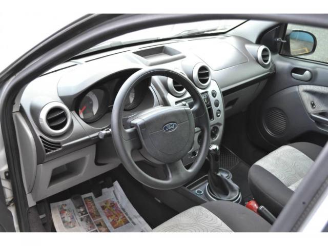 Ford Fiesta Sedan 1.0 Flex - Foto 2