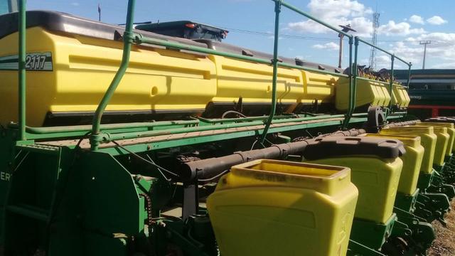 Plantadeira John Deere 2117 - Foto 2