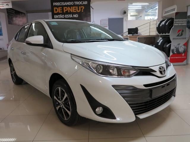 TOYOTA YARIS SEDAN XLS AT 19/20