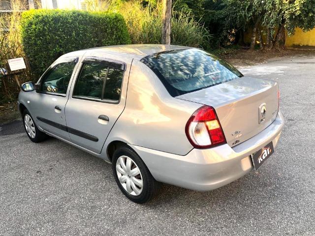 Clio exp - Foto 2