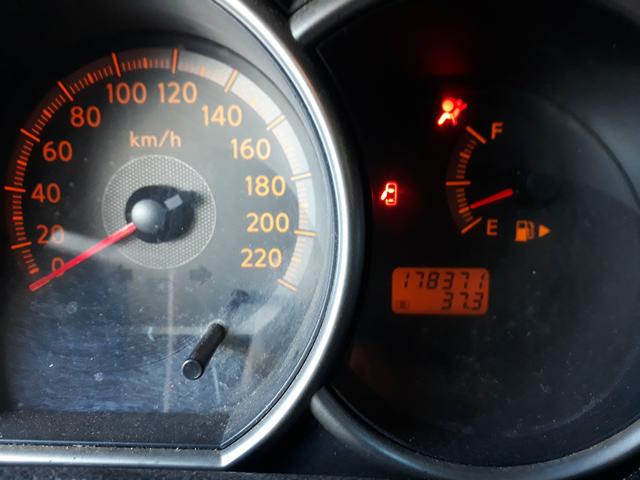 Nissan Livina XGear 1.6 SL 2012 - Foto 3