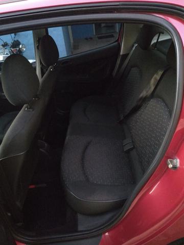 Peugeot 206 ano 2007 1.4 flex com manual nota fiscal de fábrica e chave reserva - Foto 7