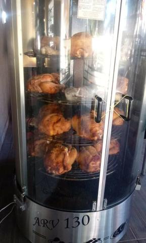 Vendo assadeira de carnes seminova marca Gasbras - Foto 2