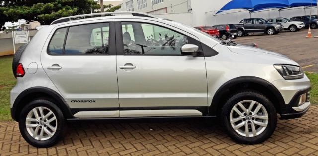 VOLKSWAGEN CROSSFOX 1.6 MSI FLEX 16V 4P MANUAL. - Foto 4