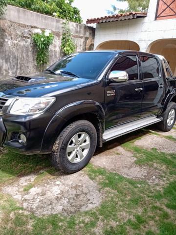 Hilux srv