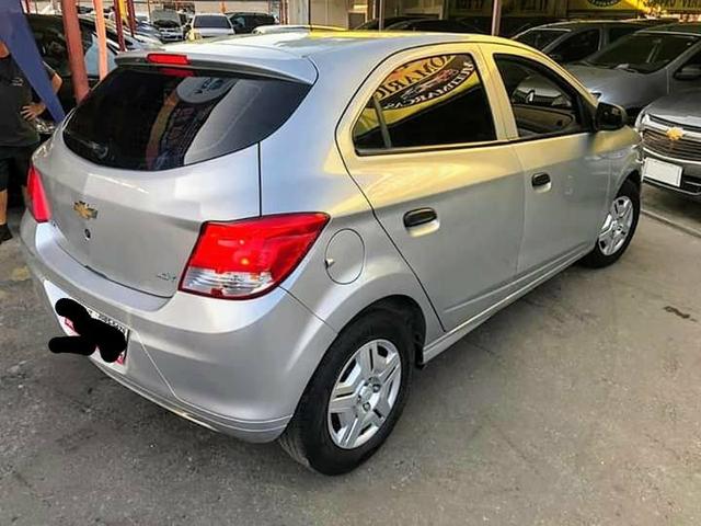 Onix com kit gás entrada+649,00 fixas - Foto 3