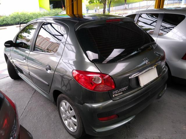 Peugeot 207 1.4 aceito troca