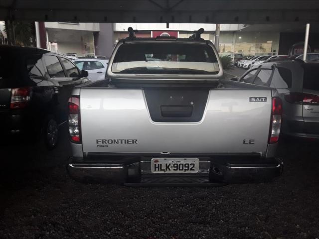 NISSAN FRONTIER 2.5 LE 4X4 CD TURBO ELETRONIC DIESEL 4P AUTOMÁTICO - Foto 5