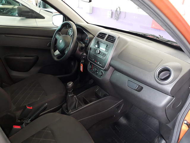Kwid Zen 1.0 manual 2020 - Foto 3