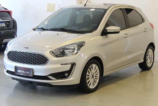 FORD KA TITANIUM 1.5 12V FLEX AUTOMÁTICO + REVISÕES NA CONCESSIONÁRIA APENAS 38 MIL KM