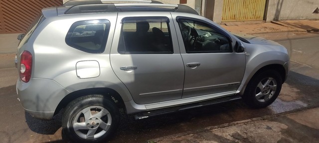 RENAULT DUSTER PRATA