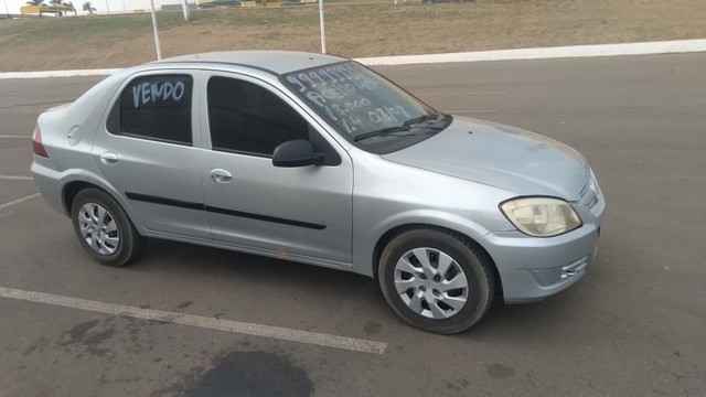 LINDO PRISMA 1.4 COMPLETO 2008 PEGO MOTO