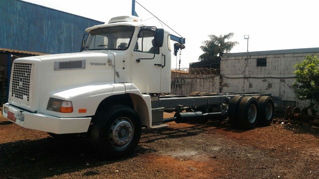 VOLVO NL12, PLATAFORMA TRAÇADA