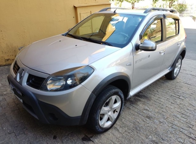 RENAULT SANDERO STEPWAY