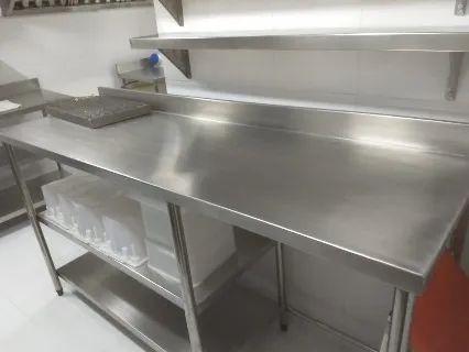 Mesa bancada inox mobiliário industrial para cozinhas restaurantes
