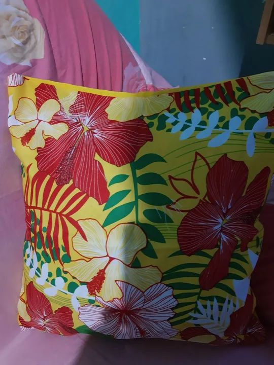 Almofada Decorativa Floral - Foto 4