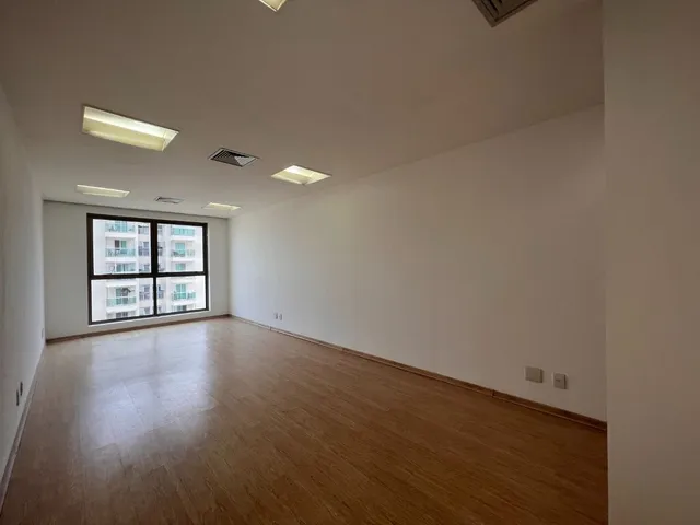 Le Monde | sala comercial com 36m2