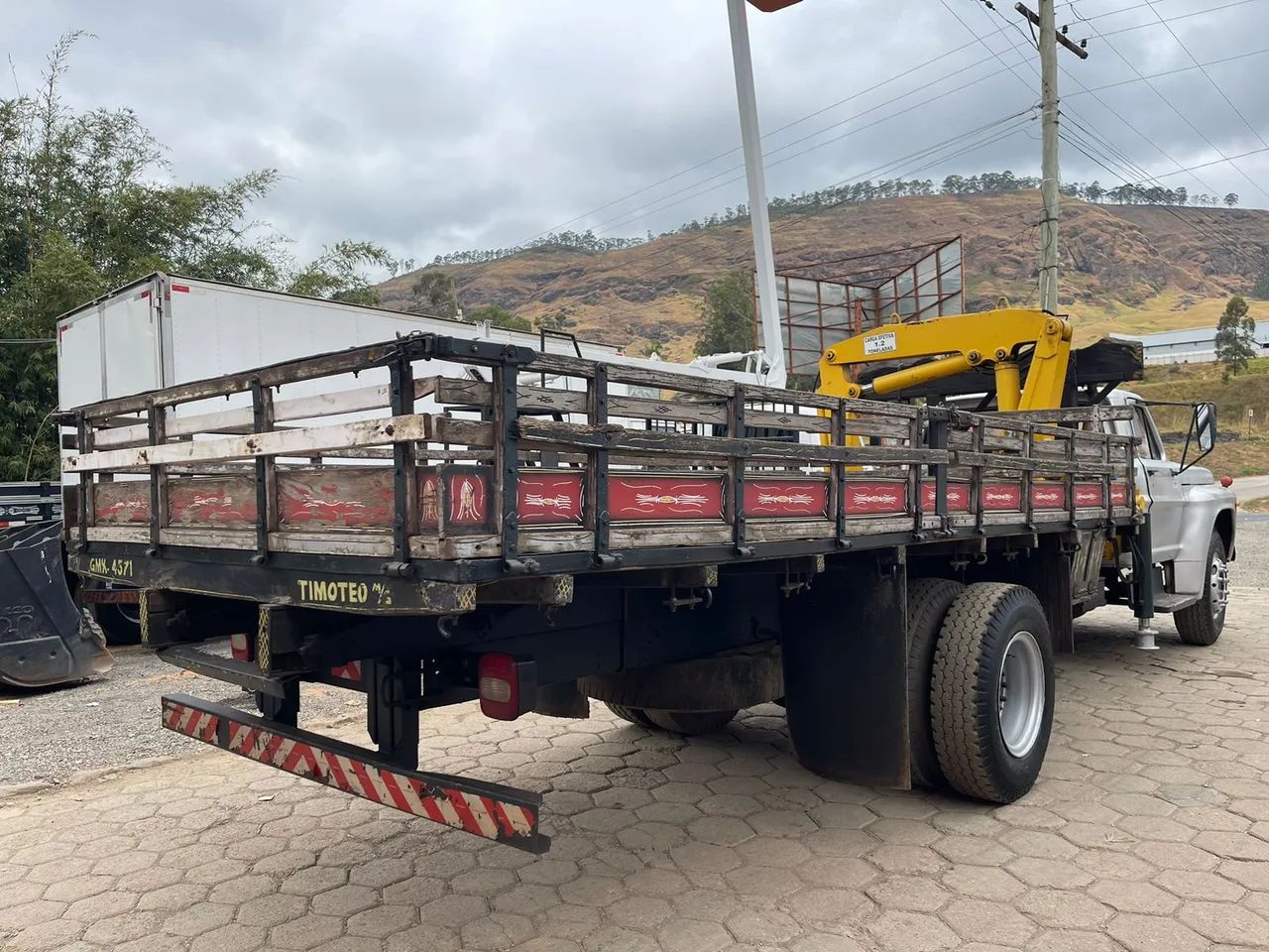 Ford F-14000 com Carroceria e Munck - Foto 11