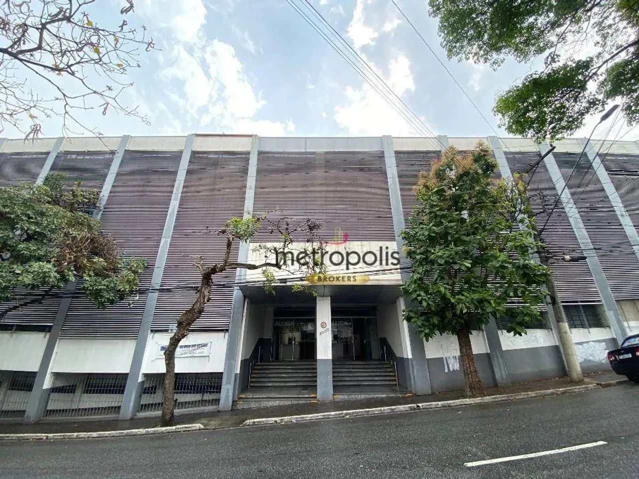 Localização privilegiada com fácil acesso a comércios e vias rápidas. - Foto 3