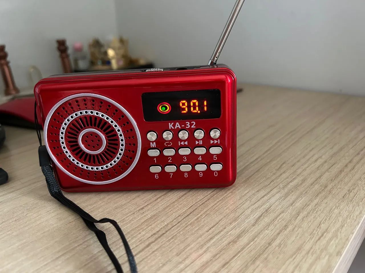 Rádio Portátil Vermelho - Foto 2