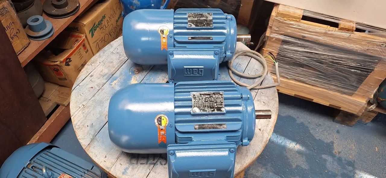 Motor motofreio trifásico 1.5 cv rpm 1755. - Foto 5