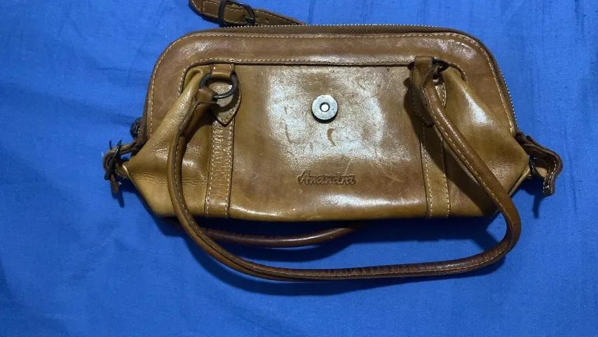 Bolsa de Mão Bege em Couro Marca Anandra  - Foto 2