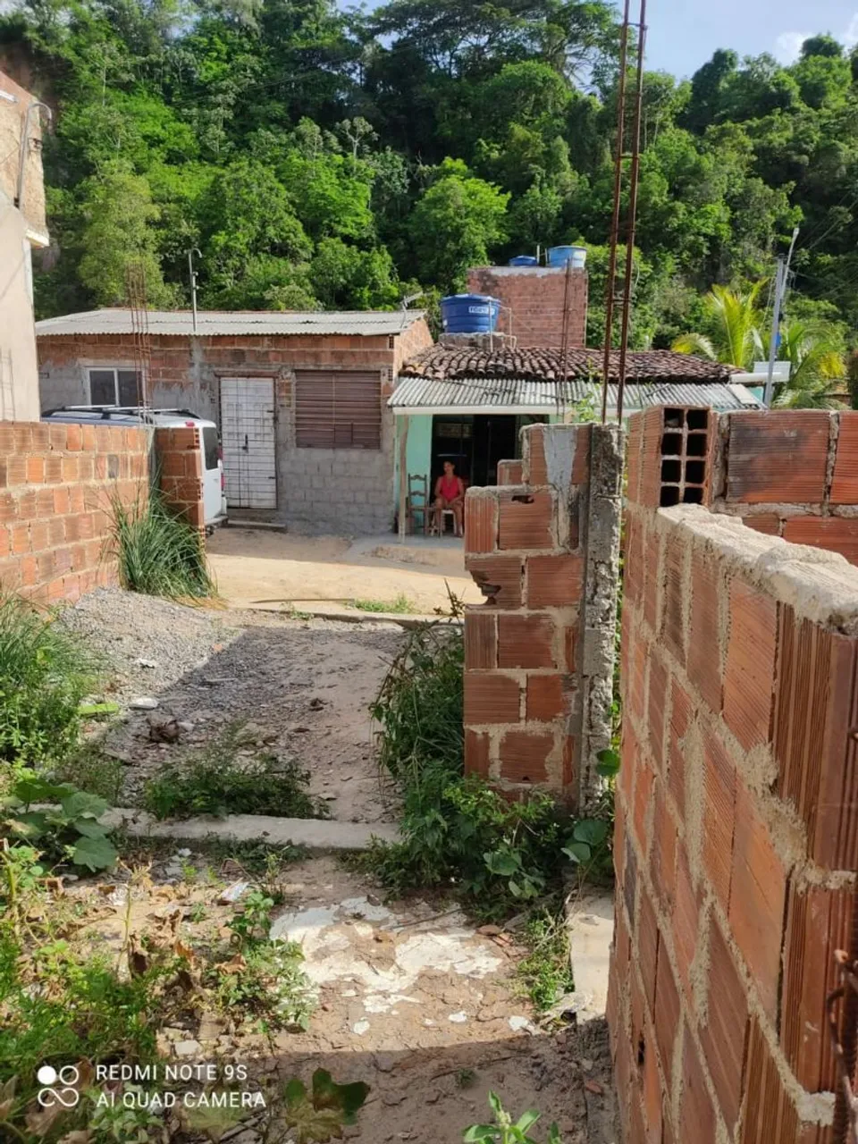 Terreno com a base pronta a venda