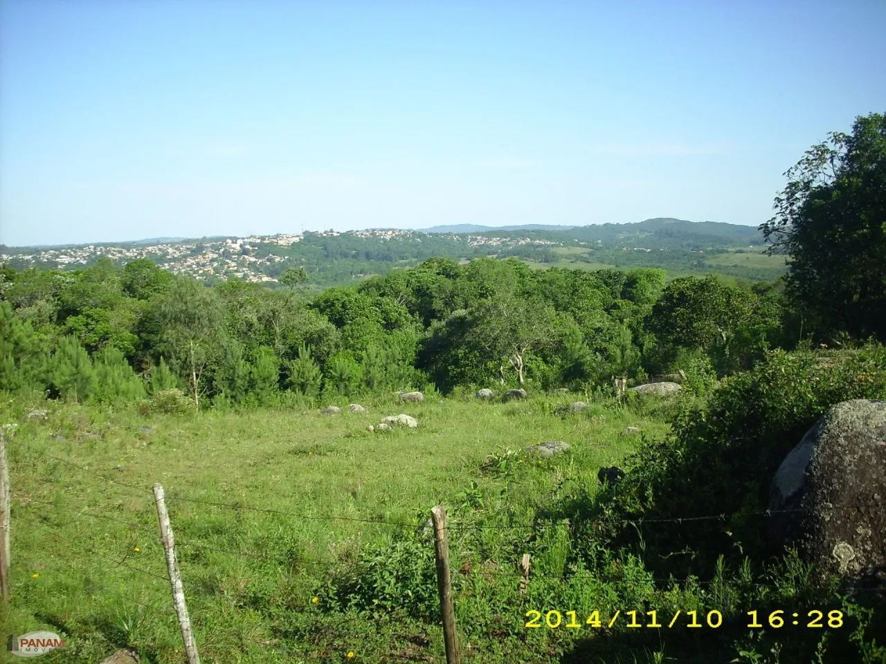 Área em Lomba do Pinheiro com 2000 m² .