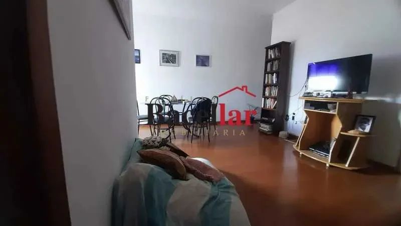 Apartamento : / Residencial / Vila Isabel
