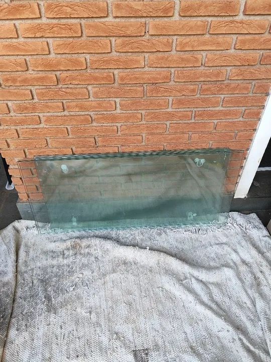 Vidro temperado para prateleira 6 peças 4 de 1mx0,50cm e 2 de 1,15x0,50 - Foto 4