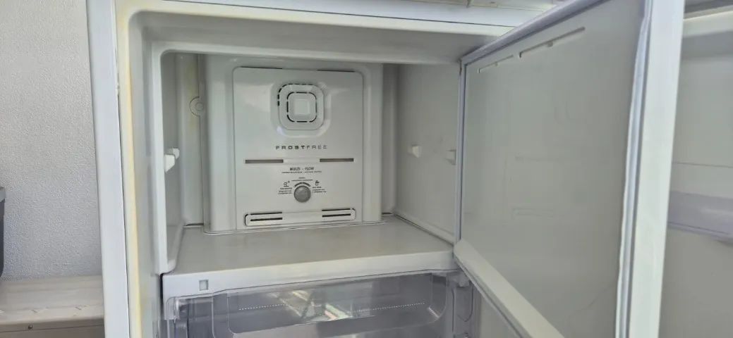 Vendo geladeira Electrolux modelo RFE39 - Foto 5