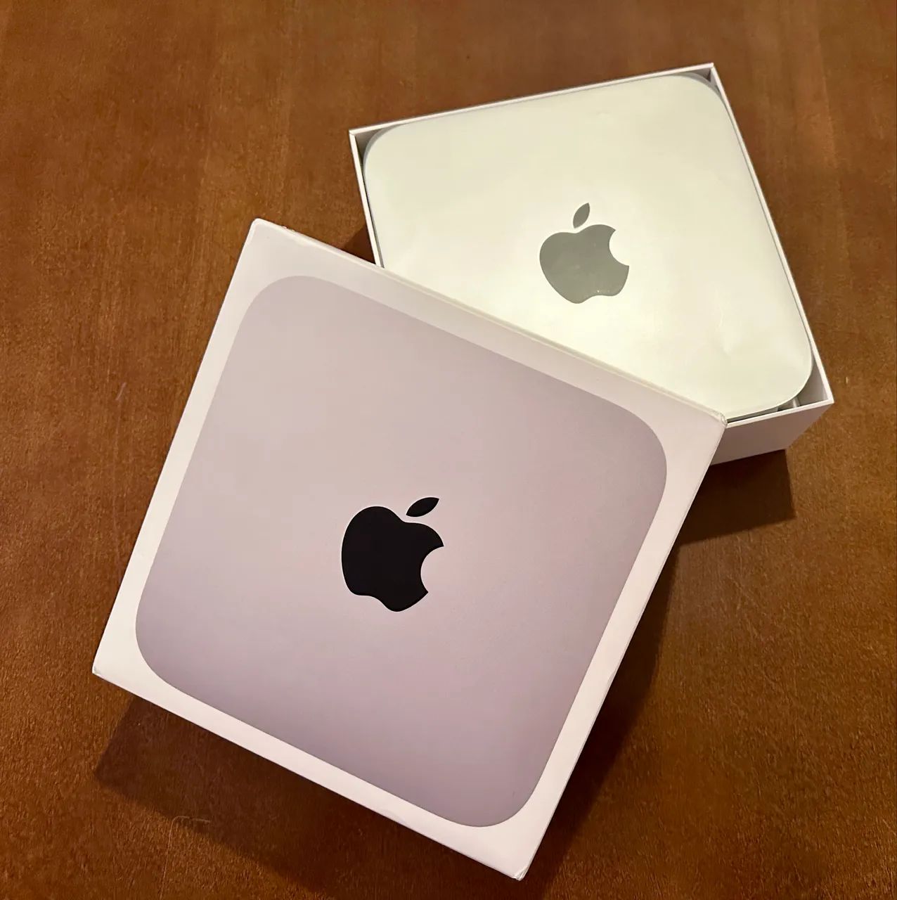 Apple Mac Mini M2 - 8GB RAM - 256GB SSD - Muito Novo