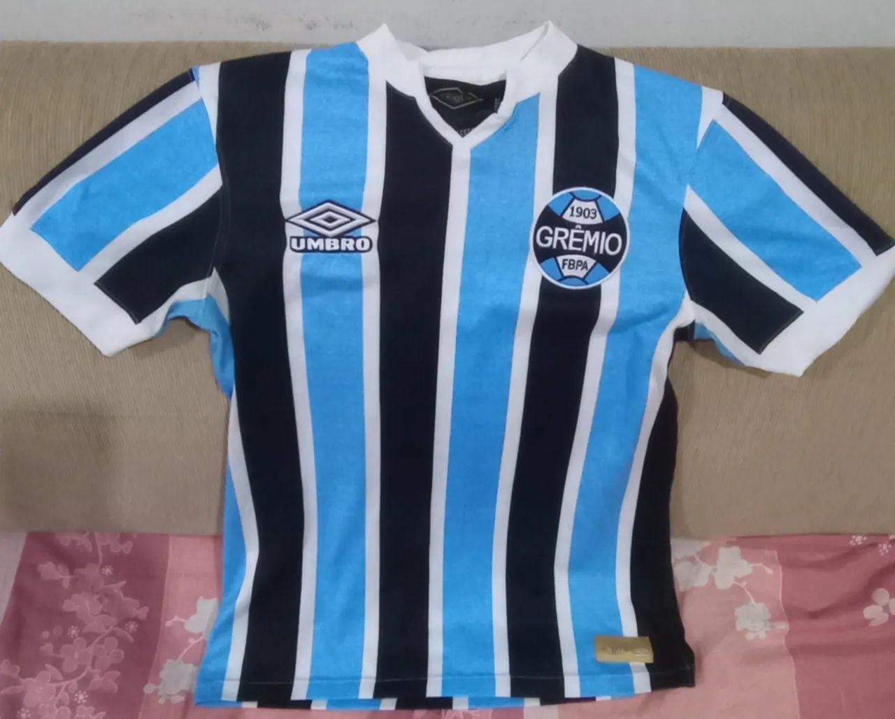 2 camisetas do grêmio tam M e P - Foto 4