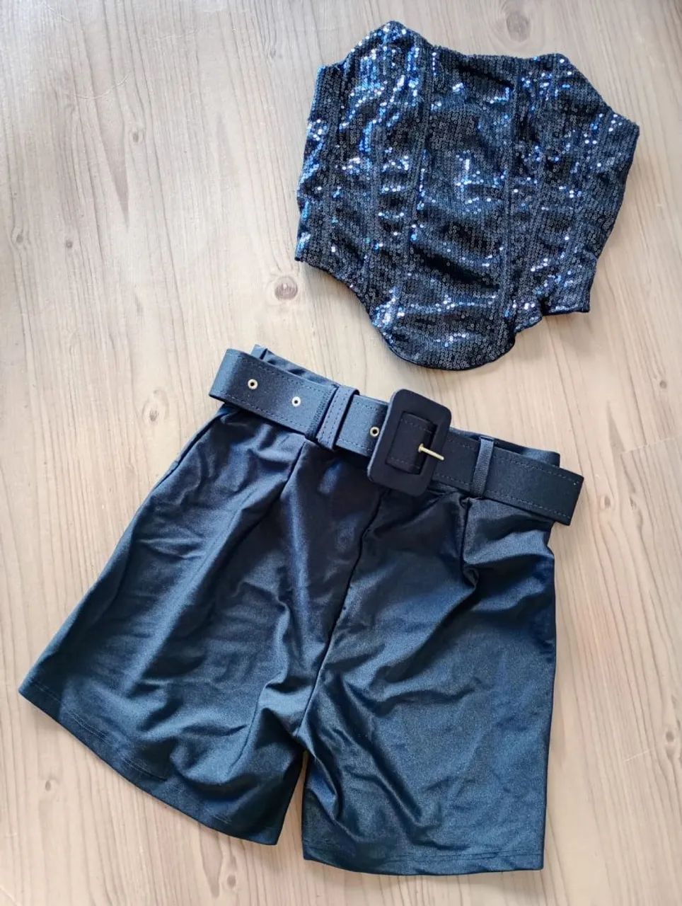 Conjunto Luxo para Noite: Corset de Paetê e Short - Foto 2