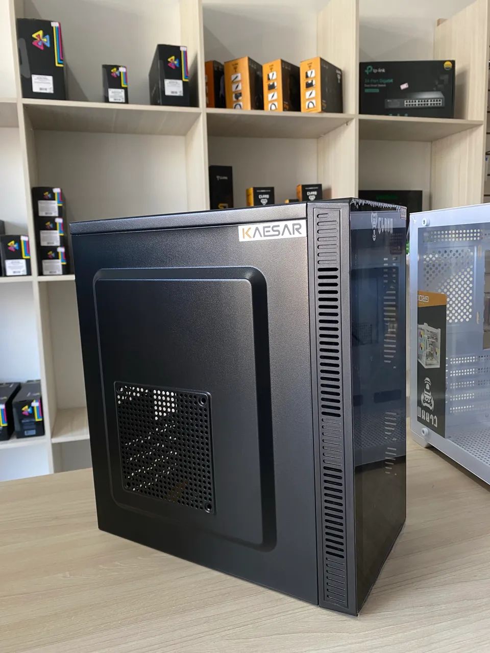 Gabinete Gamer Kaesar Clanm 