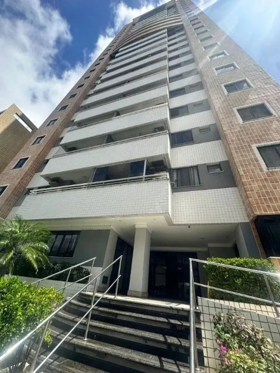 Apartamento com 3 dormitórios para alugar, 75 m² por R$ 4.687/mês - Meireles - Fortaleza/C