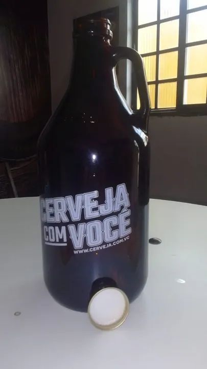 Growler 2 litros com tampa metálica - Foto 2