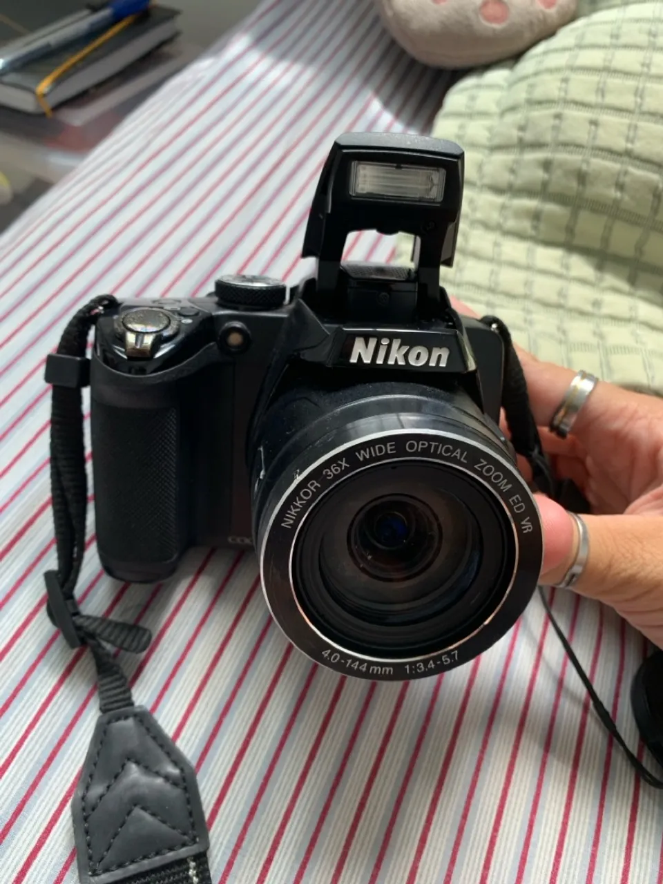 Camera digital Nikon Coolpix p500