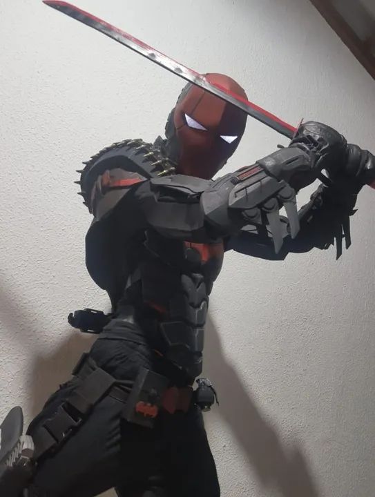 Capacete Capuz Vermelho Ronin Automatizado - Foto 3
