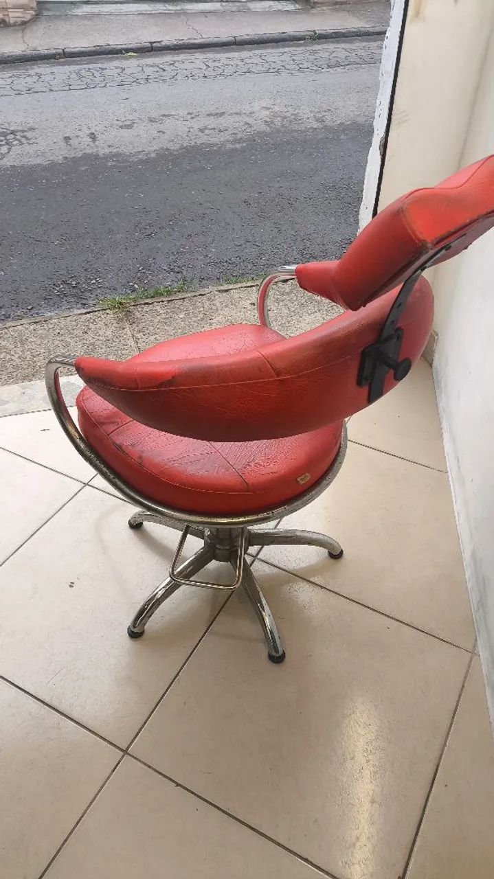 Cadeira barbeiro / salão  - Foto 2