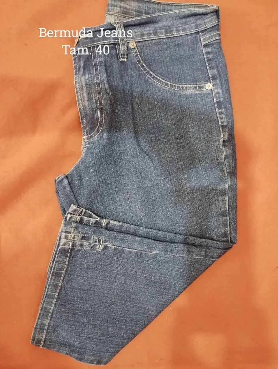 Bermuda Jeans Feminino na Tam. 40