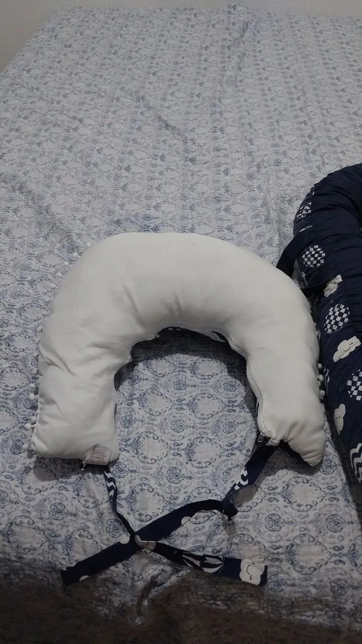 Travesseiro de amamentação para bebê + Ninho- Azul com nuvens - Foto 4