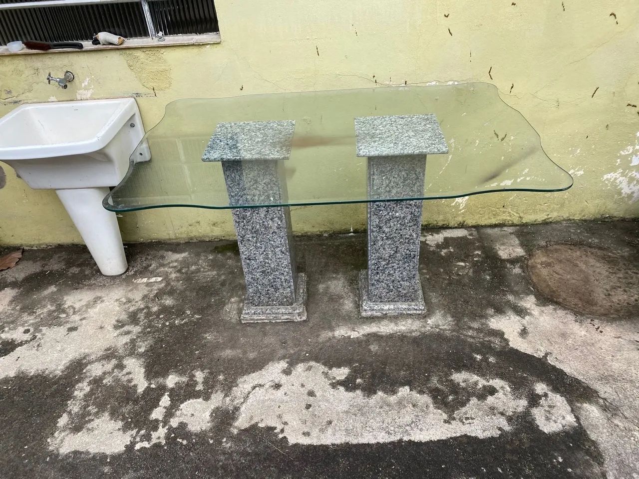 Mesa  com Tampo de Vidro