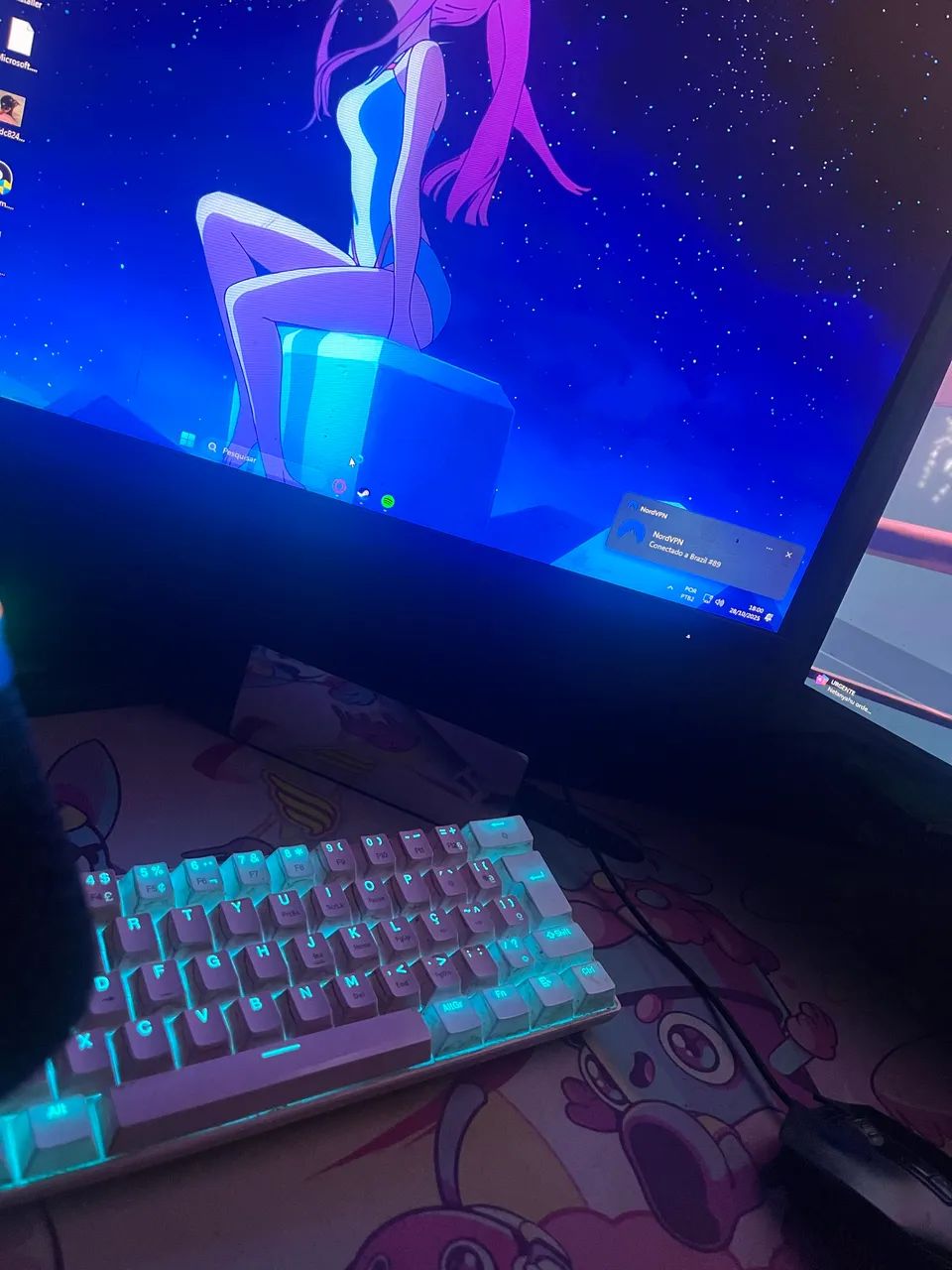 Teclado gamer64312625445762122