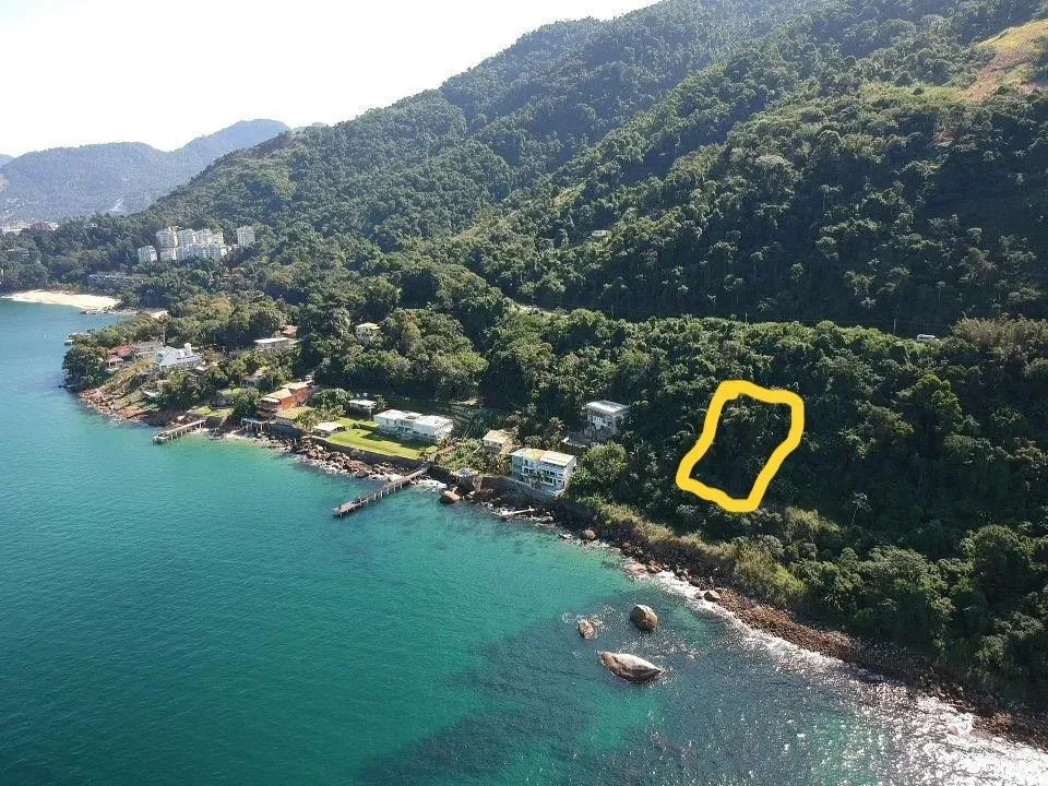 Terreno escriturado 719m² com vista mar, a 40 m da água. Perto do condomínio do Neymar! Ma